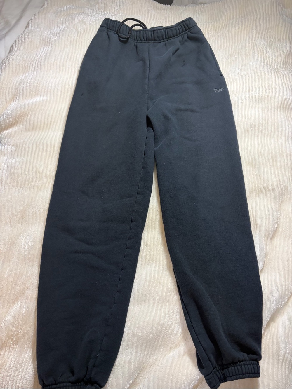 Aritzia sweatpants with Elastic Waist and Cuffs
